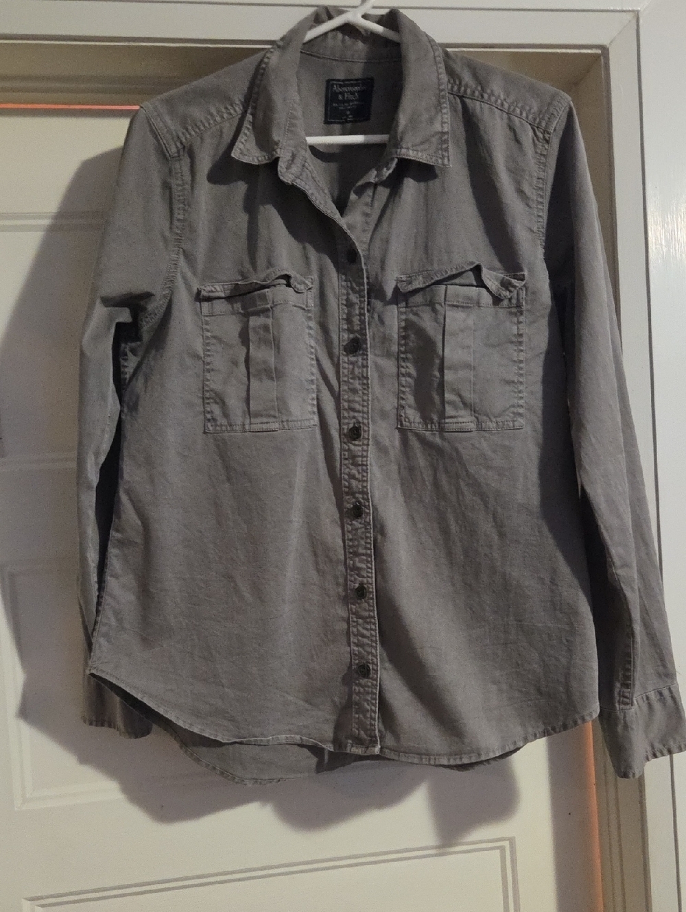 Abercrombie & Fitch Light Gray Collared Shirt with Navy Label